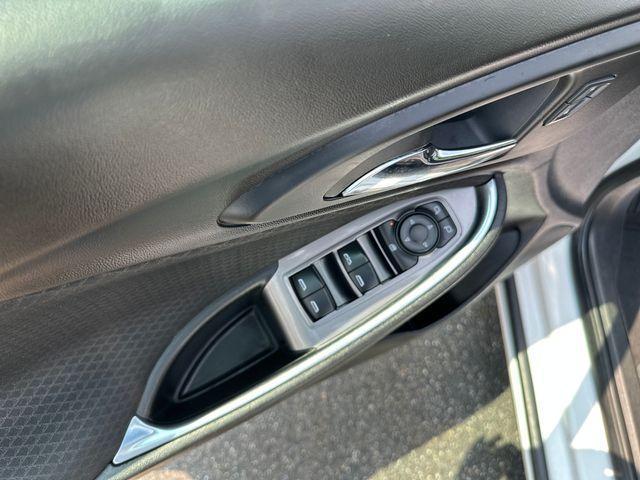 used 2018 Chevrolet Malibu car, priced at $13,288
