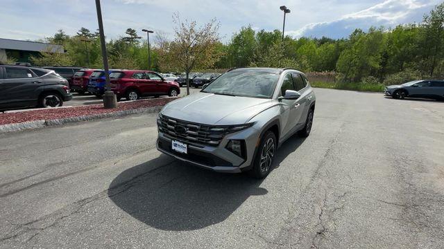 new 2025 Hyundai Tucson car, priced at $38,199