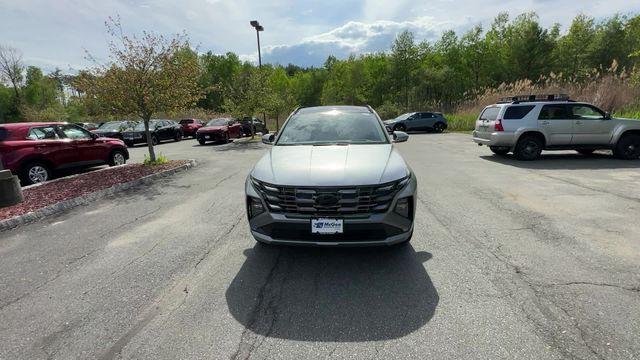 new 2025 Hyundai Tucson car, priced at $38,199