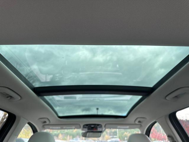 new 2025 Hyundai TUCSON Hybrid car, priced at $37,998