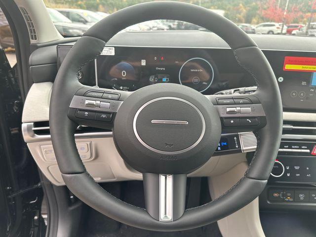 new 2025 Hyundai TUCSON Hybrid car, priced at $37,998