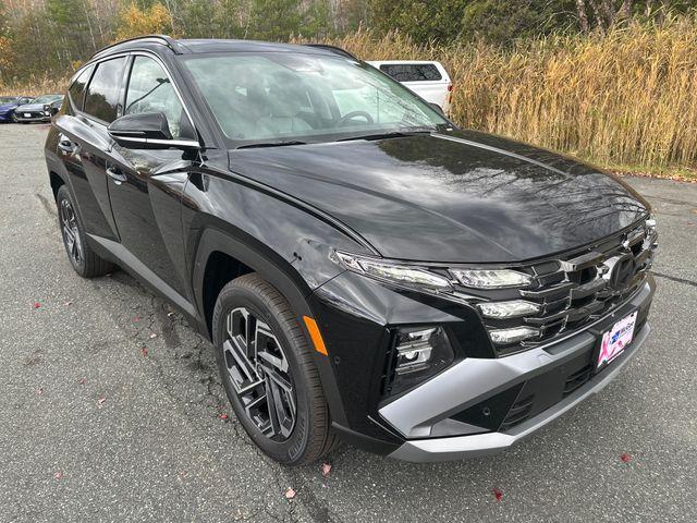 new 2025 Hyundai TUCSON Hybrid car, priced at $37,998