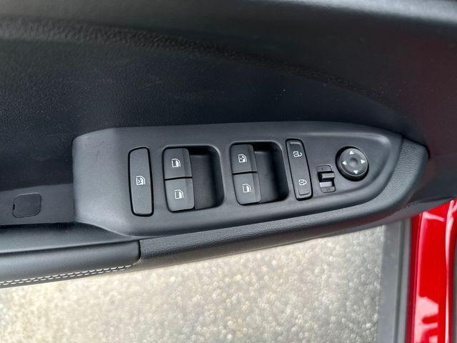 new 2025 Hyundai Venue car, priced at $24,618