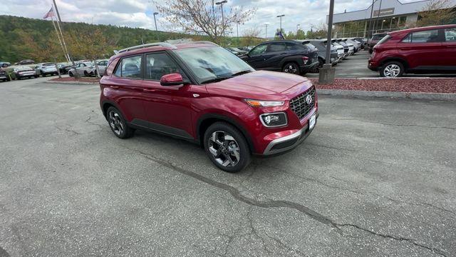 new 2025 Hyundai Venue car, priced at $24,618