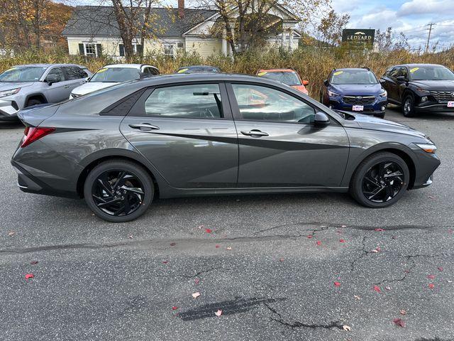 new 2026 Hyundai ELANTRA HEV car, priced at $27,957