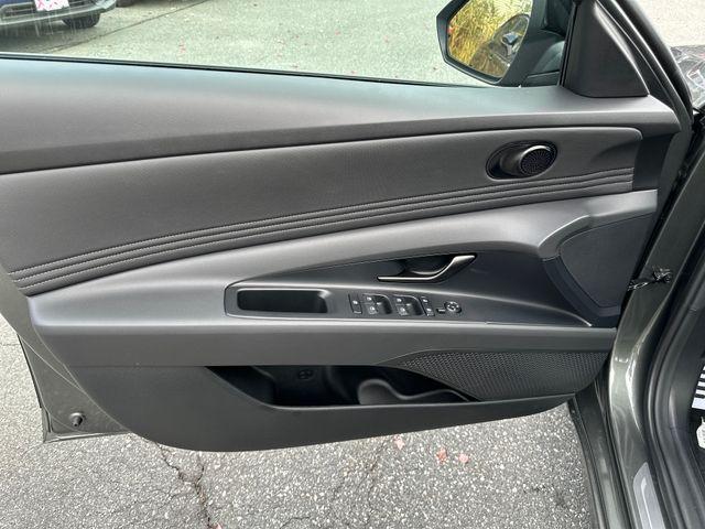 new 2026 Hyundai ELANTRA HEV car, priced at $27,957