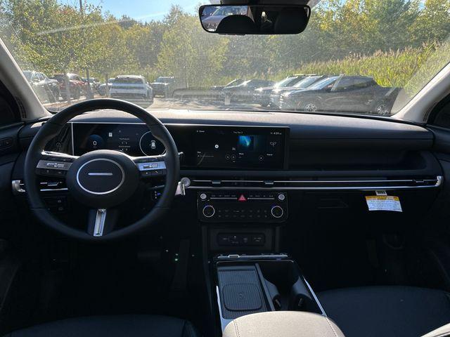 new 2025 Hyundai TUCSON Hybrid car, priced at $37,998