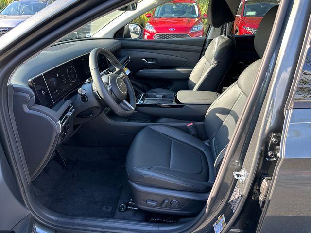 new 2025 Hyundai TUCSON Hybrid car, priced at $37,998