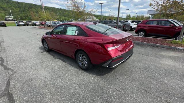 new 2025 Hyundai ELANTRA HEV car, priced at $25,570