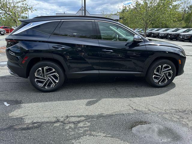 new 2025 Hyundai TUCSON Hybrid car, priced at $37,998