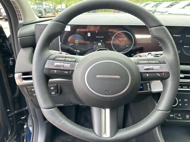 new 2025 Hyundai TUCSON Hybrid car, priced at $37,998