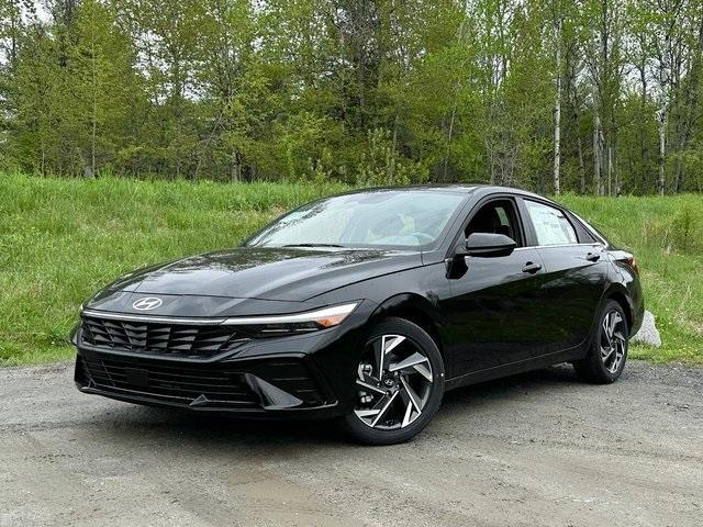 new 2025 Hyundai Elantra car, priced at $25,005