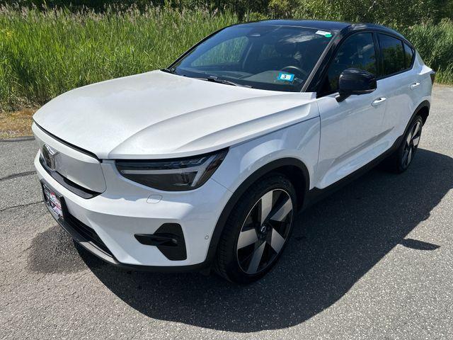 used 2022 Volvo C40 Recharge Pure Electric car, priced at $25,000