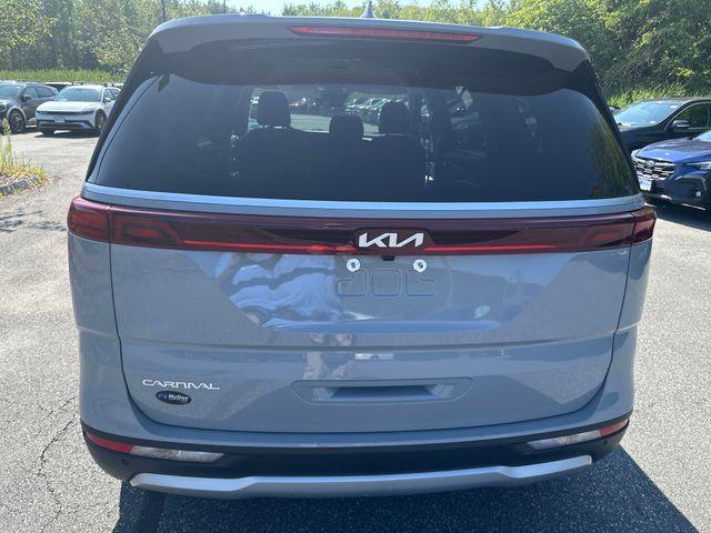 used 2024 Kia Carnival car, priced at $30,000