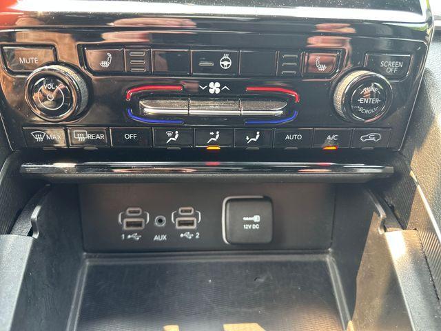 used 2023 Jeep Grand Cherokee car, priced at $28,998