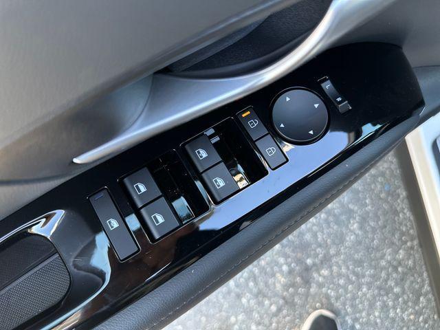 new 2025 Hyundai TUCSON Hybrid car, priced at $38,478