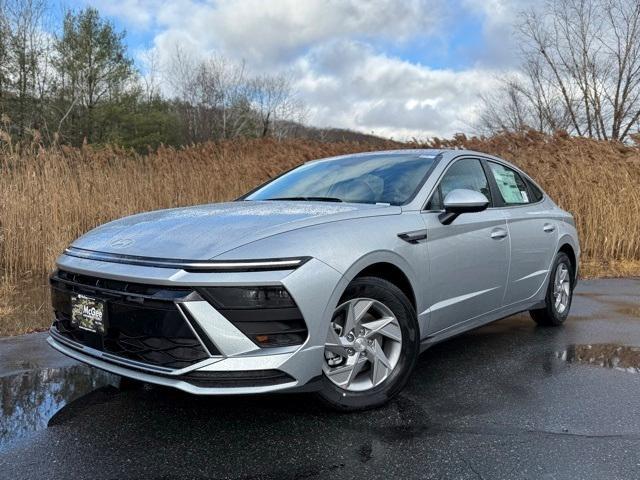 new 2025 Hyundai Sonata car, priced at $27,050