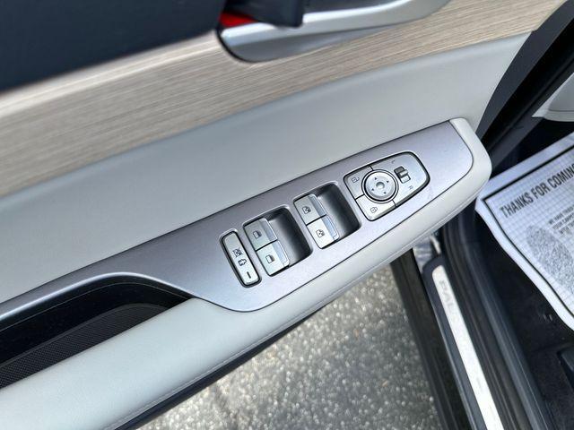 used 2024 Hyundai Palisade car, priced at $40,000