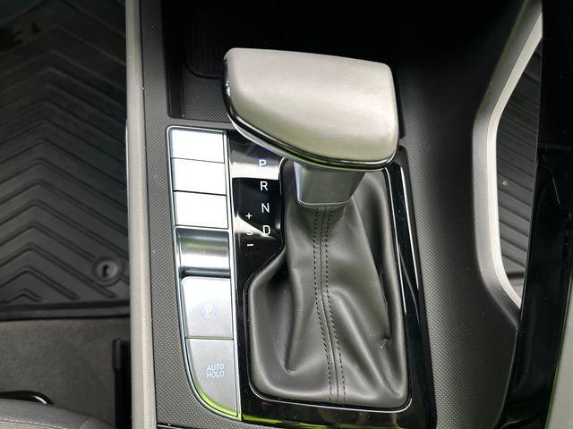 used 2025 Hyundai Elantra car, priced at $22,500