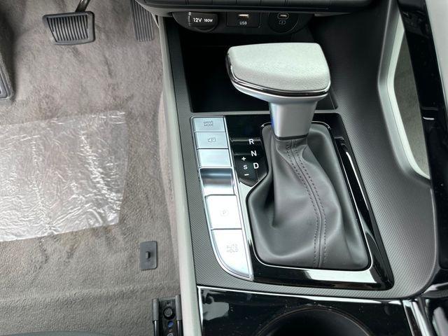new 2025 Hyundai ELANTRA HEV car, priced at $25,225