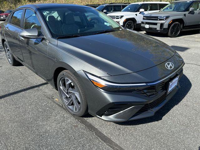 new 2025 Hyundai ELANTRA HEV car, priced at $26,328