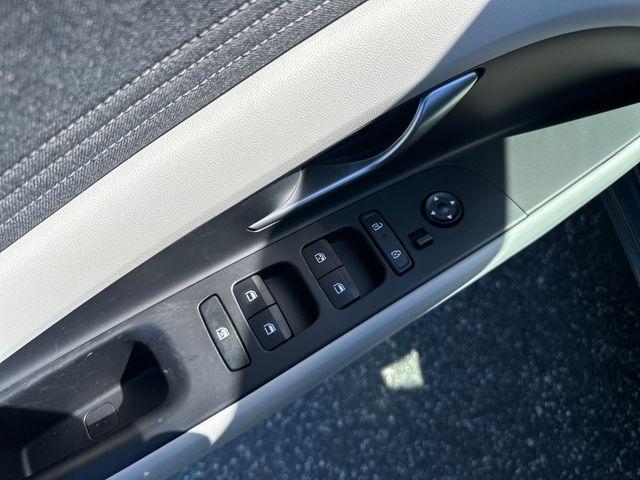 new 2025 Hyundai ELANTRA HEV car, priced at $26,328