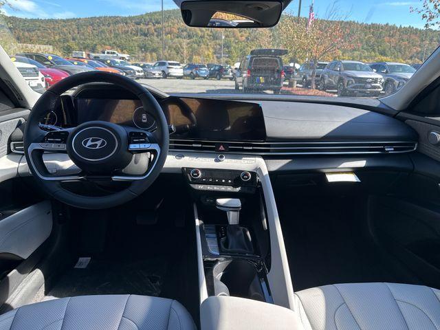 new 2025 Hyundai ELANTRA HEV car, priced at $26,328