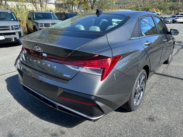 new 2025 Hyundai ELANTRA HEV car, priced at $26,328