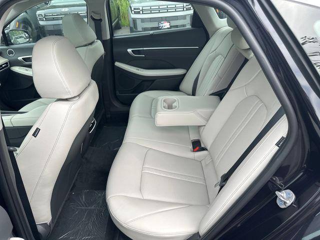 new 2025 Hyundai Sonata Hybrid car, priced at $34,405