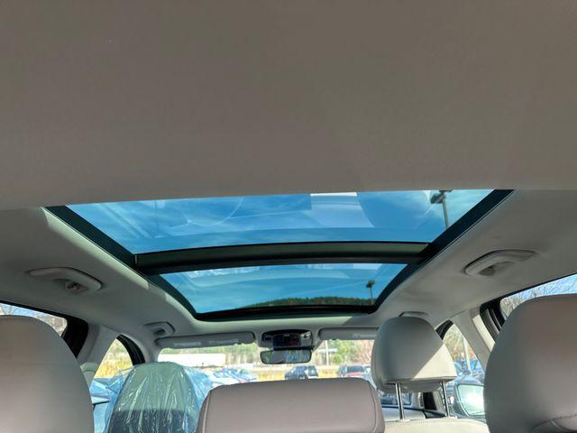 new 2025 Hyundai TUCSON Hybrid car, priced at $37,910