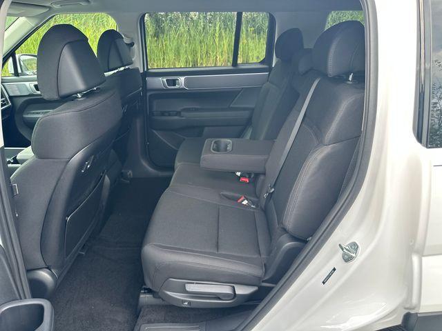 new 2026 Hyundai SANTA FE HEV car, priced at $35,388