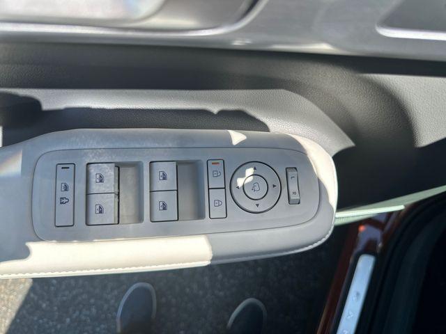 new 2025 Hyundai SANTA FE HEV car, priced at $44,304