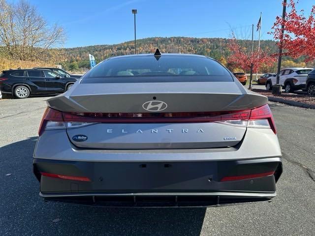 new 2024 Hyundai Elantra HEV car, priced at $27,960