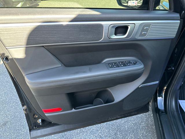 used 2025 Hyundai Santa Fe car, priced at $35,000