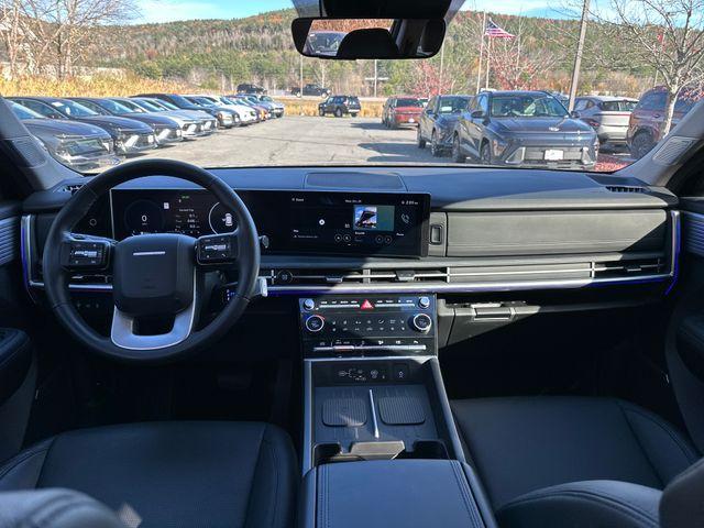 used 2025 Hyundai Santa Fe car, priced at $35,000