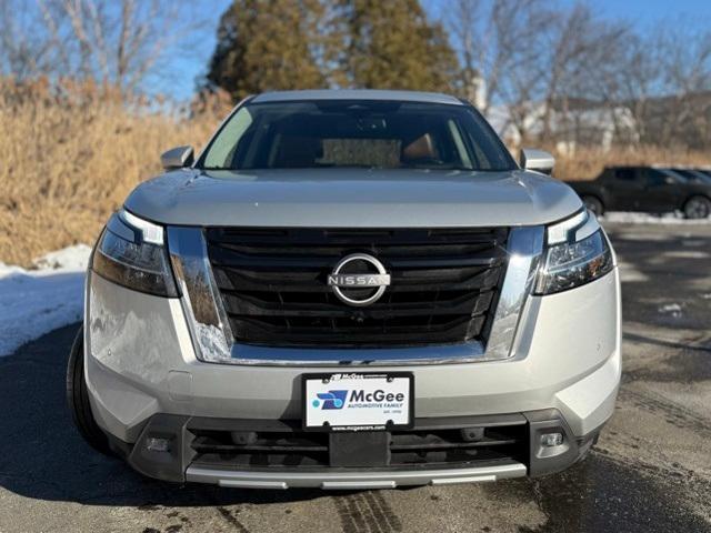 used 2022 Nissan Pathfinder car, priced at $32,298