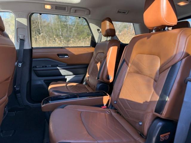 used 2022 Nissan Pathfinder car, priced at $32,298