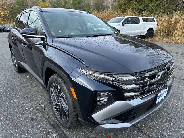 new 2025 Hyundai TUCSON Hybrid car, priced at $38,001