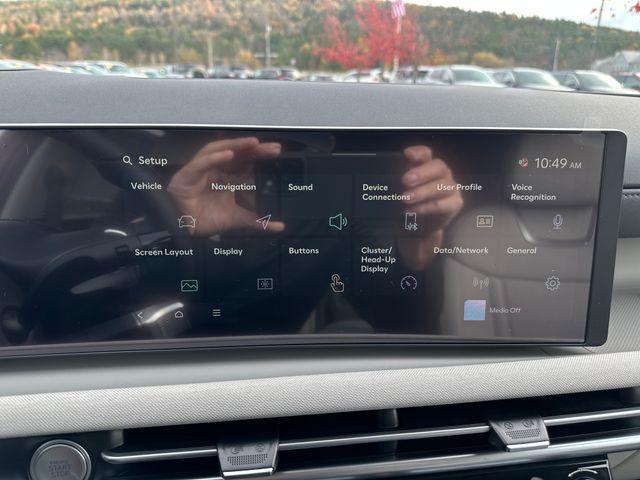 new 2025 Hyundai TUCSON Hybrid car, priced at $38,001