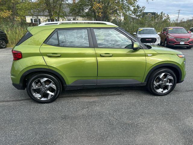 used 2022 Hyundai Venue car, priced at $17,995