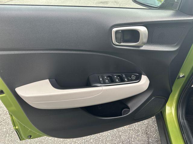 used 2022 Hyundai Venue car, priced at $17,995