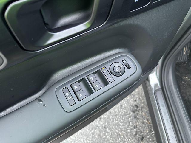 new 2026 Hyundai SANTA FE HEV car, priced at $47,025