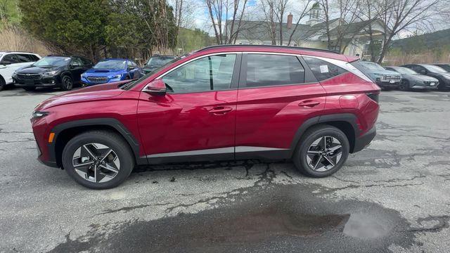 new 2025 Hyundai Tucson car, priced at $33,857