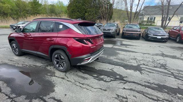 new 2025 Hyundai Tucson car, priced at $33,857
