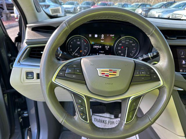 used 2022 Cadillac XT5 car, priced at $34,551