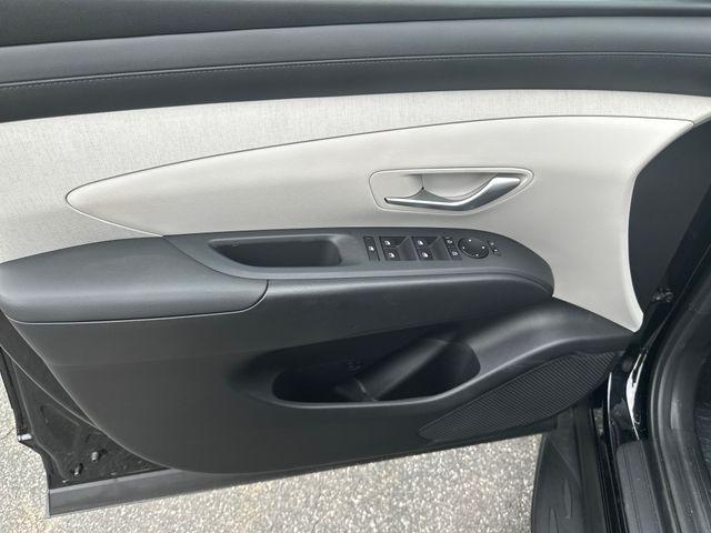 new 2025 Hyundai Tucson car, priced at $33,214