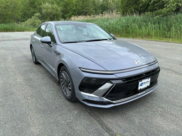 new 2024 Hyundai Sonata Hybrid car, priced at $36,640