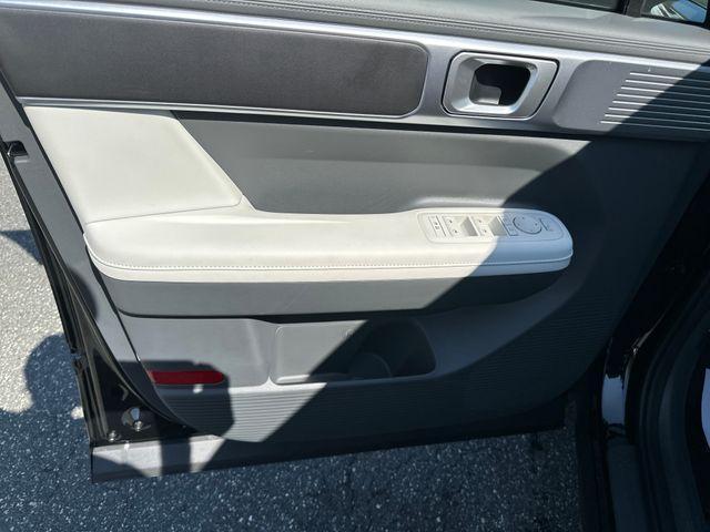 new 2026 Hyundai SANTA FE HEV car, priced at $39,725