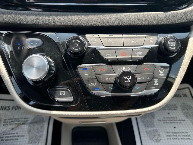 used 2024 Chrysler Pacifica car, priced at $31,488