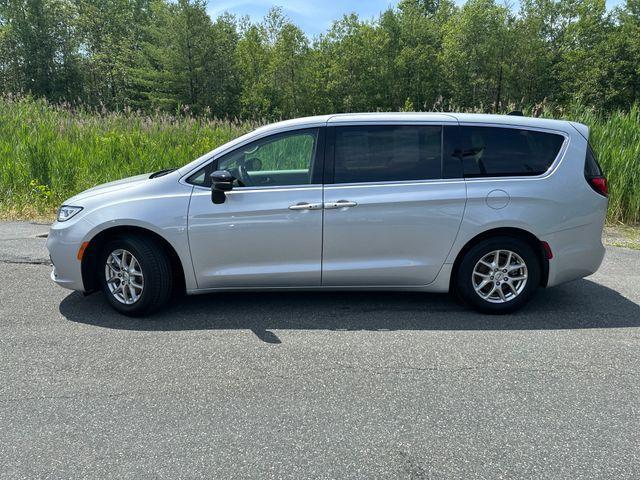 used 2024 Chrysler Pacifica car, priced at $31,488
